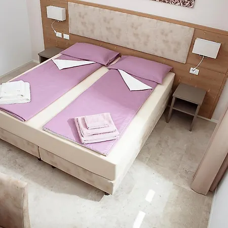 Al Reparo 3* Pederobba