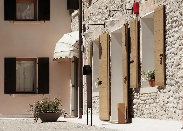 Al Reparo Bed and Breakfast 3*