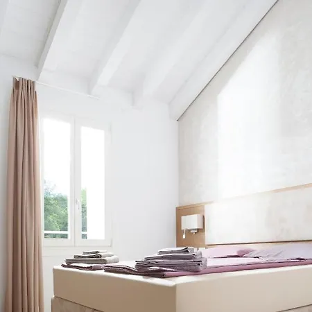 Al Reparo Bed & Breakfast Pederobba